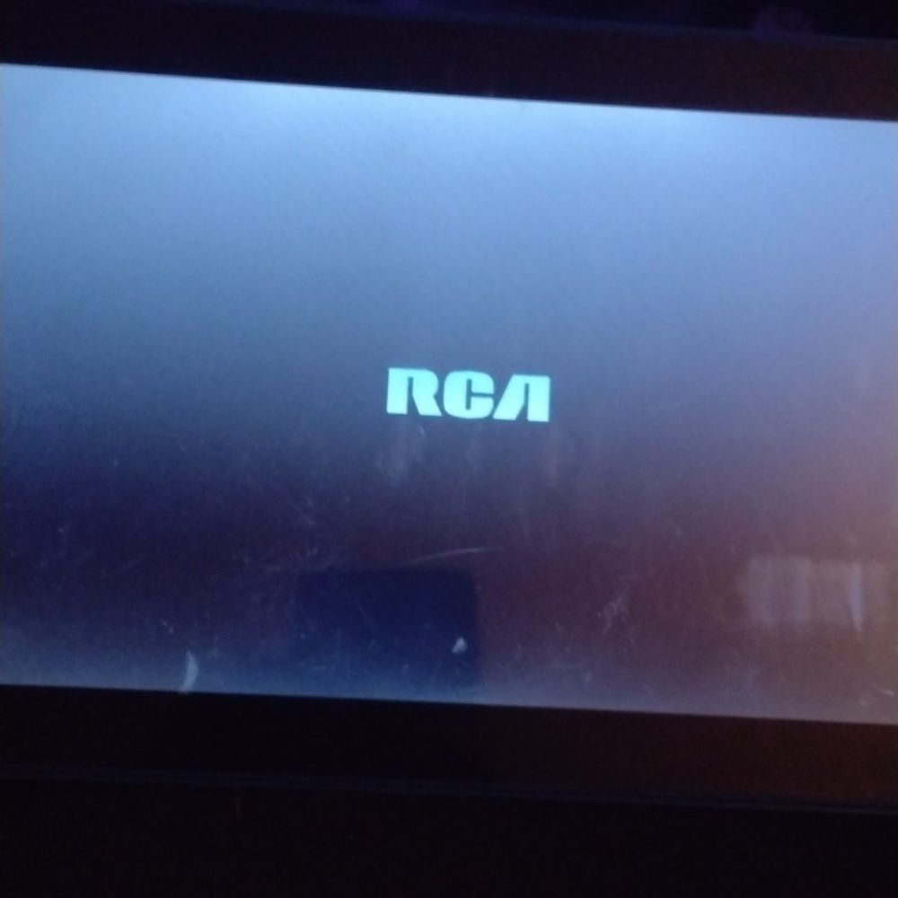 RCA Android Tablet with Dog Design - Picture 2 of 3